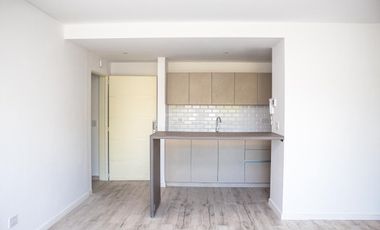 Tigre, venta, excelente 2 ambientes c/parrilla, impecable