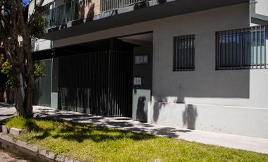 Tigre, venta, excelente 2 ambientes c/parrilla, impecable