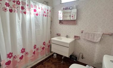 Venta , Casa en Santa Lucia