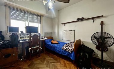 Venta de Departamento 4 ambientes con balcón en Wilde