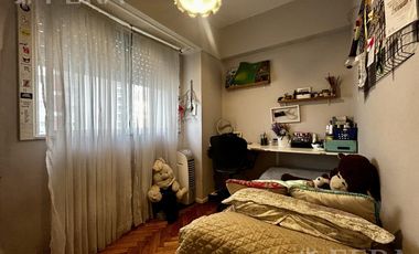 Venta de Departamento 4 ambientes con balcón en Wilde