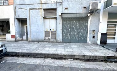 LOCAL / DEPOSITO EN LA BOCA VENTA