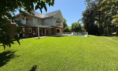Casa en venta El Paraiso Country