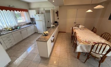 Casa en venta El Paraiso Country