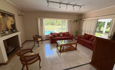 Casa en venta El Paraiso Country