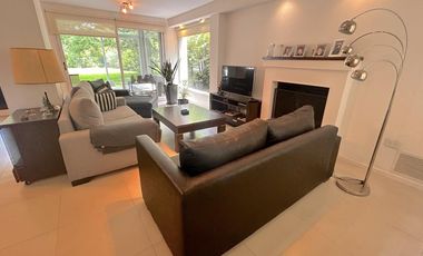 Casa - Abril Club De Campo