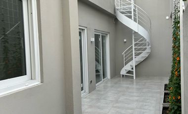 Venta Ph 2 ambientes al fondo, Beccar