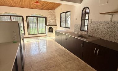 Casa en Acebal - alpina - 4 dormitorios patio oportunidad