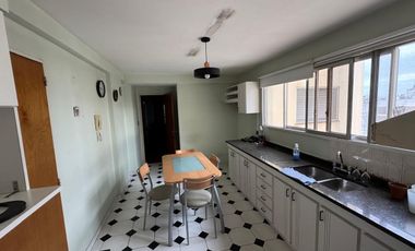 Departamento tres ambientes a la venta en Quilmes Centro Apto credito