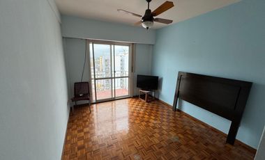 Departamento tres ambientes a la venta en Quilmes Centro Apto credito