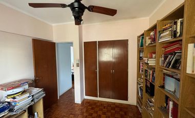 Departamento tres ambientes a la venta en Quilmes Centro Apto credito