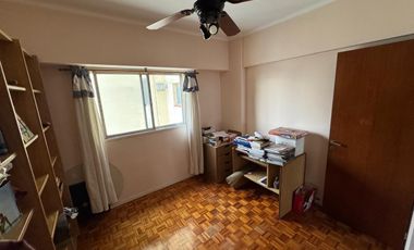 Departamento tres ambientes a la venta en Quilmes Centro Apto credito