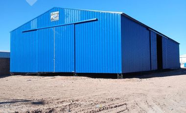 En venta, Galpon de 450 m2 cubiertos, en Parque industrial Centenario