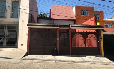 OPORTUNIDAD Casa en venta en Jard de Bellavista, Tlalnepantla