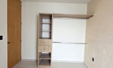 CASA EN VENTA 1 PLANTA, 2 RECÁMARAS, 2 BAÑOS, COCHERA PARA 1 AUTO