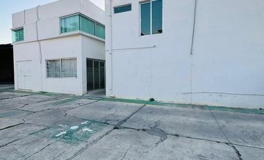 OFICINAS CON BODEGA EN RENTA EN CIUDAD DEL CARMEN, CAMPECHE.
