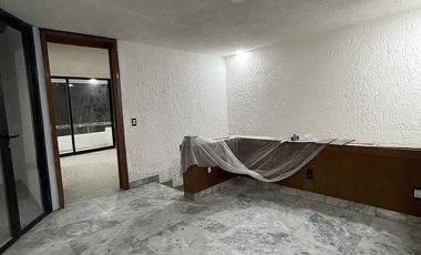 Casa REMODELADA en renta