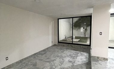 Casa REMODELADA en renta
