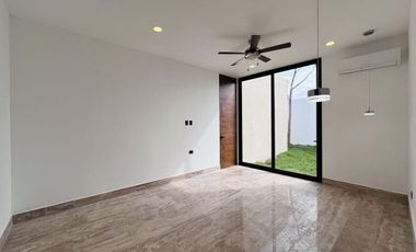 Residencia de UNA PLANTA en Privada Exclusiva con Amenidades Premiun