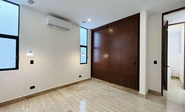Residencia en Venta en La Mejor Zona de Mérida con Amenidades Premiun