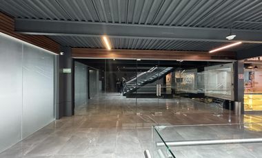 Local Comercial con Vista Exterior en Plaza – Cerca del centro de Coyoacán