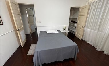 ALQUILER DE CASA 240M2 EN COLÓN MARGARITA DE 3 HABITACIONES AMOBLADO