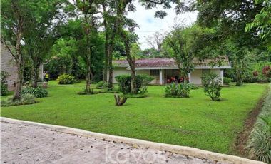 CASA EN VENTA EN EL VALLE DE ANTON