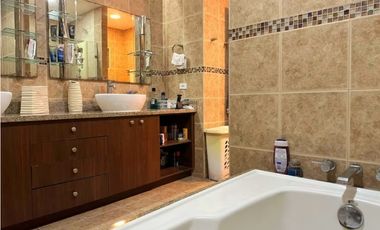 ALQUILER CASA ANCÓN 330M2 EXCELENTE UBICACIÓN CV