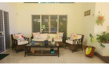 ALQUILER CASA ANCÓN 330M2 EXCELENTE UBICACIÓN CV