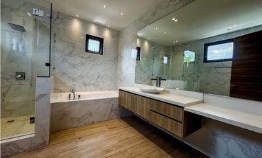 Venta de Casa Residencial Balmoral, Costa del Este