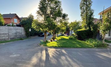 ARRIENDA  En Condominio Altue 3d,2b,1e En 136/67m2