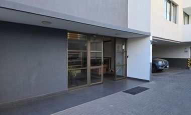 Cómodo departamento en Primera Avenida