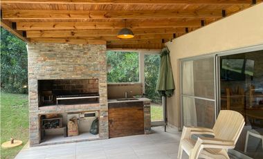 CASA EN VENTA EN COSTA ESMERALDA - DEPORTIVO 515