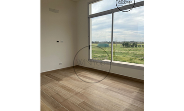 CASA EN VENTA - CLUB CAMPO SAN ROQUE LUJN A ESTRENAR