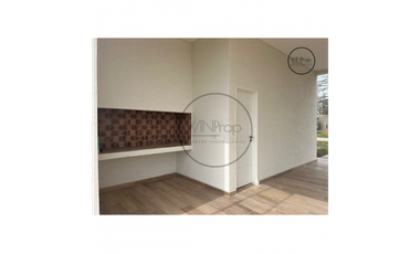 CASA EN VENTA - CLUB CAMPO SAN ROQUE LUJN A ESTRENAR