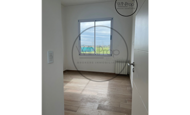 CASA EN VENTA - CLUB CAMPO SAN ROQUE LUJN A ESTRENAR