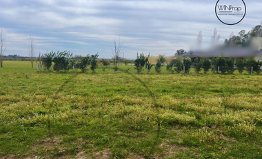 CASA EN VENTA - CLUB CAMPO SAN ROQUE LUJN A ESTRENAR