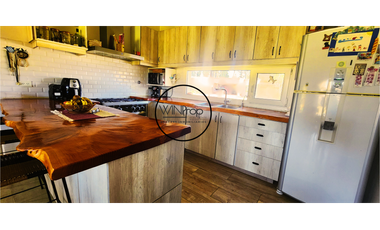 Comarcas de Luján Santa Irene 3 dormitorios y casa de huéspedes