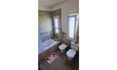 Comarcas de Luján Santa Irene 3 dormitorios y casa de huéspedes