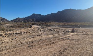 VENDE LOTE ESQUINA EN EL EXCLUSIVO BARRIO PRIVADO MENDOZA NORTE