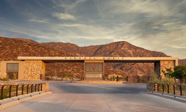 VENDE LOTE ESQUINA EN EL EXCLUSIVO BARRIO PRIVADO MENDOZA NORTE