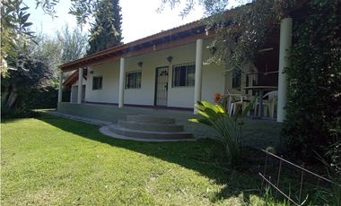 VENTA CASA - CALLE PROFESOR MATHUS 2291 - GUAYMALLÉN - MENDOZA.