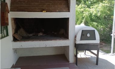 VENTA CASA - CALLE PROFESOR MATHUS 2291 - GUAYMALLÉN - MENDOZA.