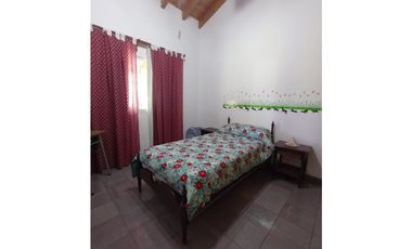 VENTA CASA - CALLE PROFESOR MATHUS 2291 - GUAYMALLÉN - MENDOZA.