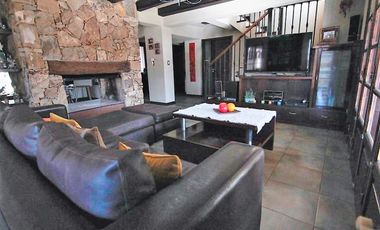 VENTA CASA- CALLE PUEYRREDON- LUJAN - MENDOZA