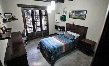 VENTA CASA- CALLE PUEYRREDON- LUJAN - MENDOZA
