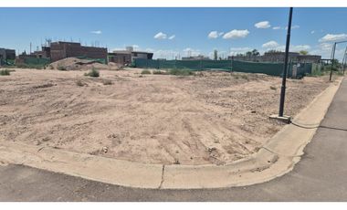 VENDE LOTES en Barrio Privado Las Retamas