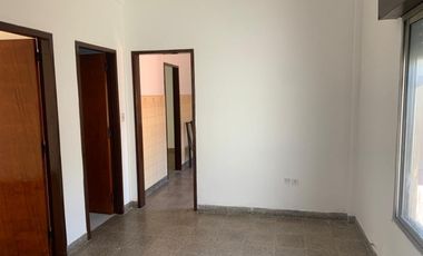 Departamento Tipo Casa en alquiler en Wilde Centro