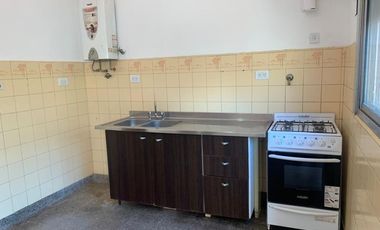 Departamento Tipo Casa en alquiler en Wilde Centro