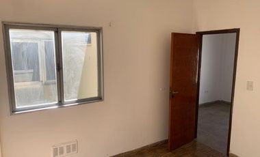 Departamento Tipo Casa en alquiler en Wilde Centro